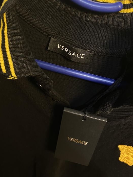 Versace тениска с яка