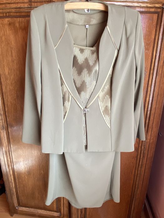 Costumase elegante dama marimea 48