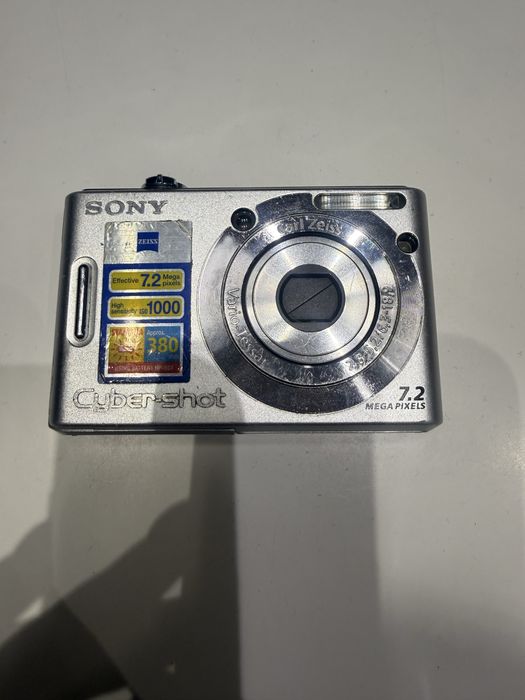 Фотоапарат е Sony Cyber-shot DSC-W55