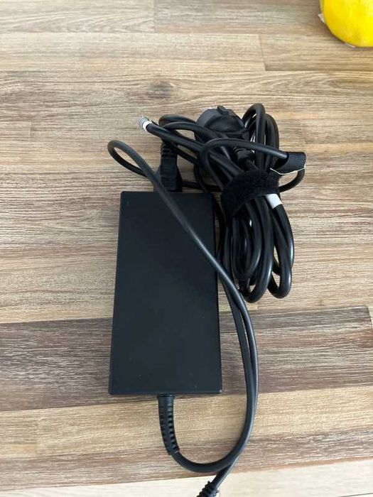 Docking station HP G5 essentials nou