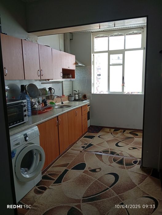 Квартира сотилади 5 хонали Кора Камиш 2/5 даха Сув буйида атрофи озода