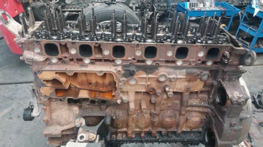 Motor complet / fara anexe camion Mercedes OM471.926 Euro 6 Actros