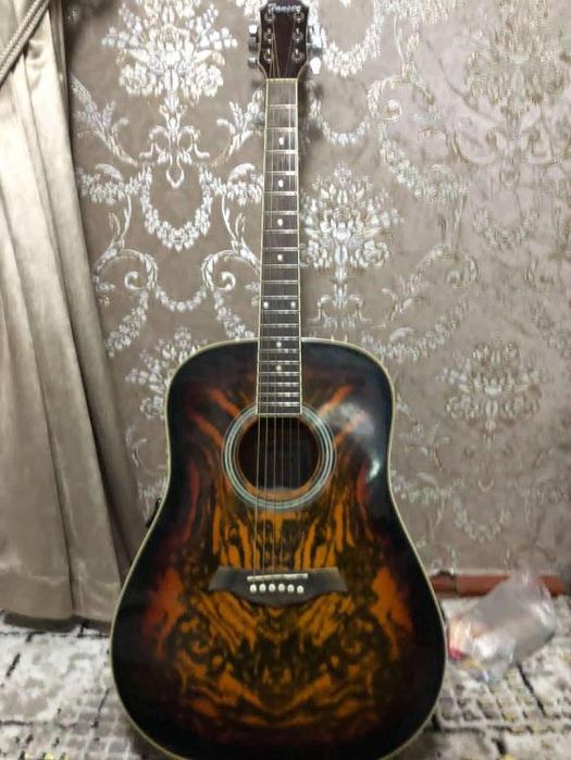 Gitara akustik Jansen
