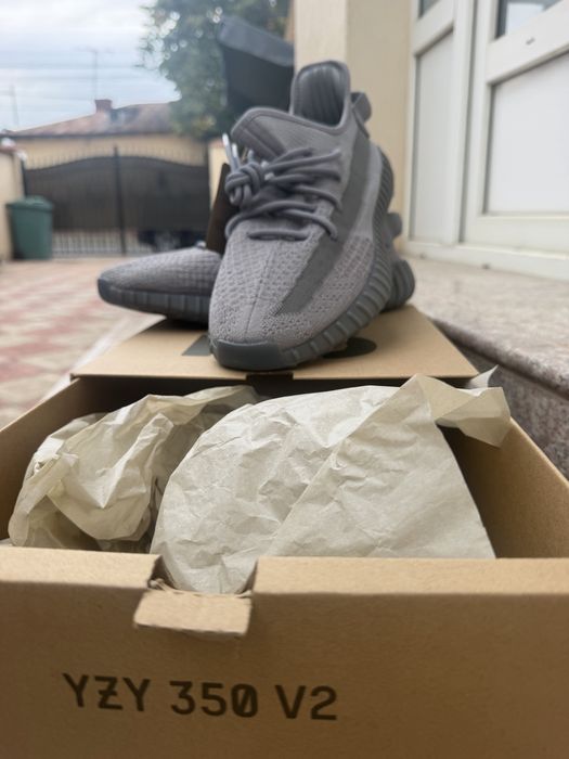 Yezzy - Gri Nou