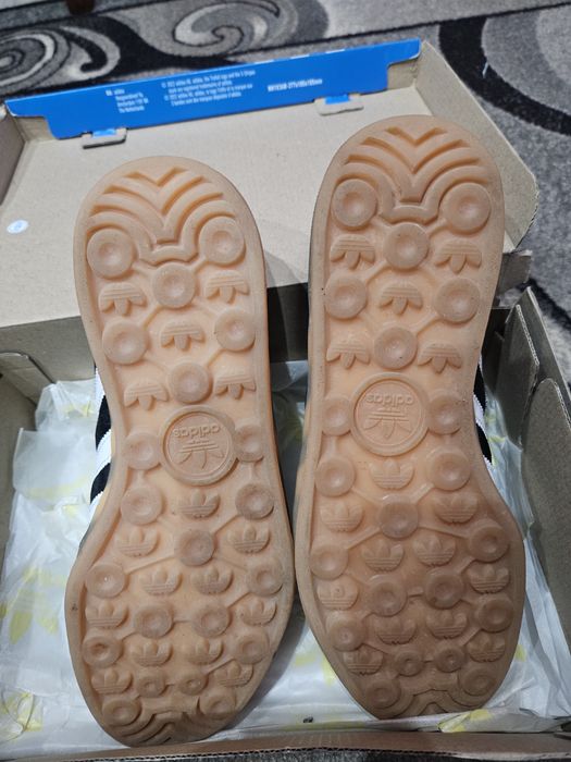 Adidas gazelle indoor