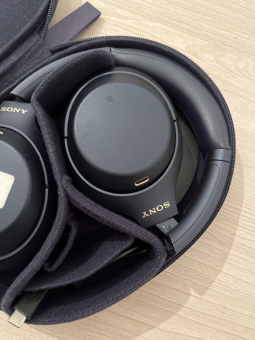 Наушники Sony-WH1000XM4