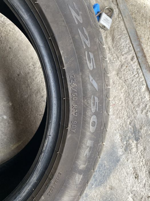 2бр летни гуми Pirelli 235/50/19 и 4бр летни 225/50/17 пирели