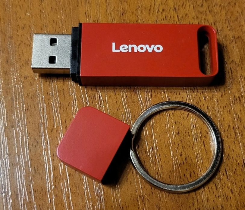 Usb fleshka Lenovo 8TBit