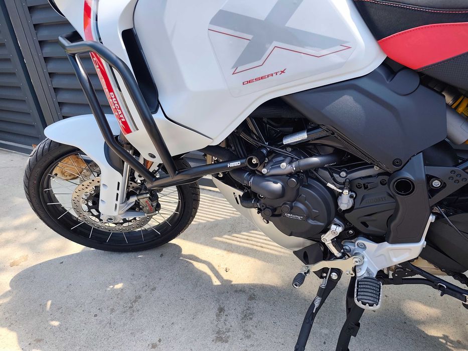 Ducati Desert X 2025