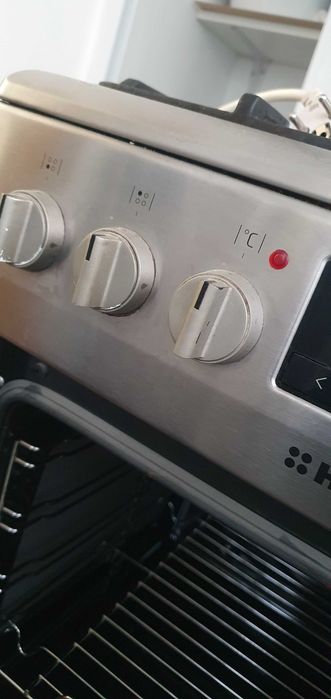 Aragaz Hansa cu cuptor electric