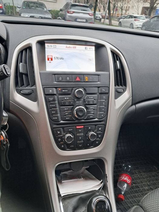 Opel astra j sports tourer