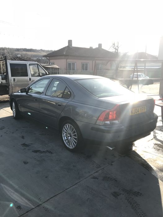 Volvo S60 2.3 T5 на части
