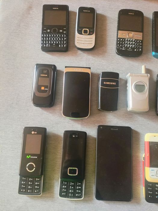 Telefoane decodate ( preț între 50-130 Ron buc)