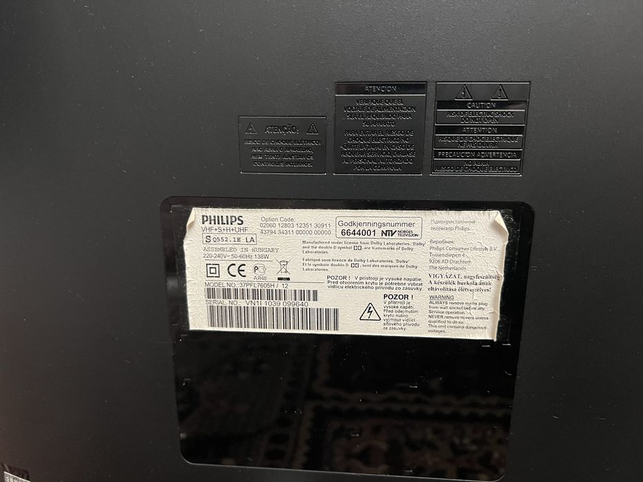 Продам телевизор Philips 37PFL7605H/12