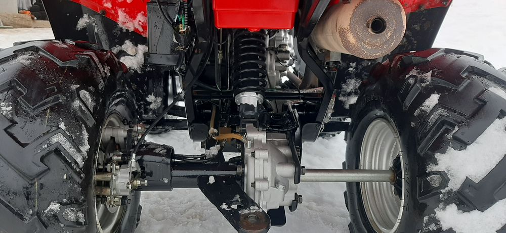 Vând atv linhai 300cc 2x4