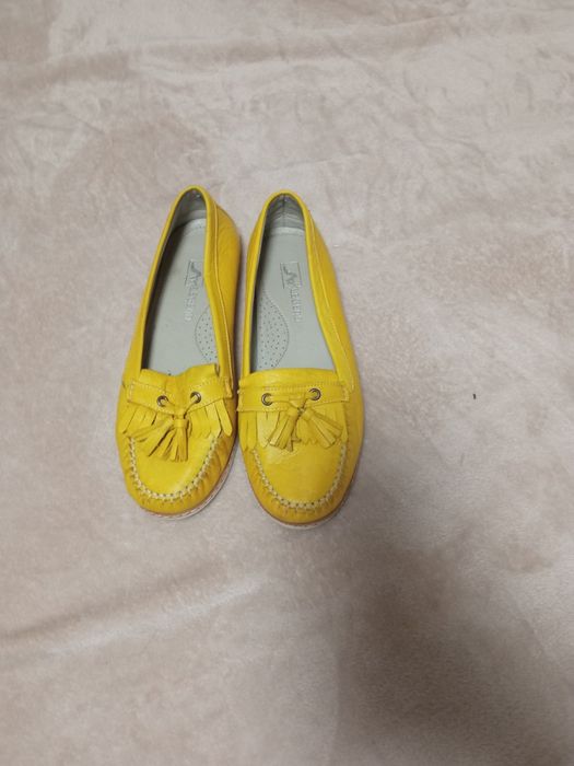 Дамски обувки39 номер