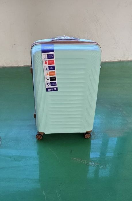 Chemodan / Чемодан