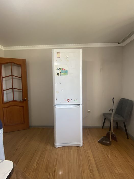 Срочно продам холодильник