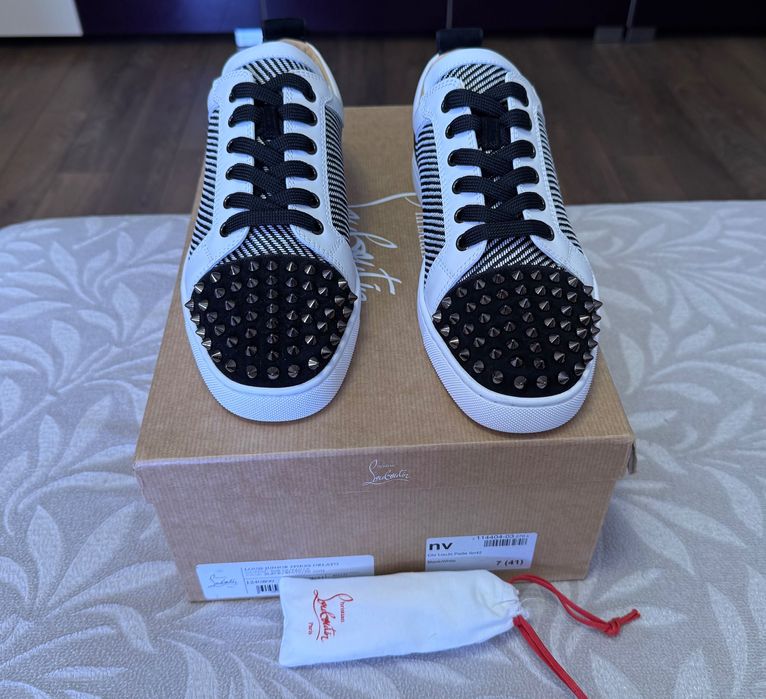 Christian Louboutin Junior Spike Кецове 41 ORIGINAL