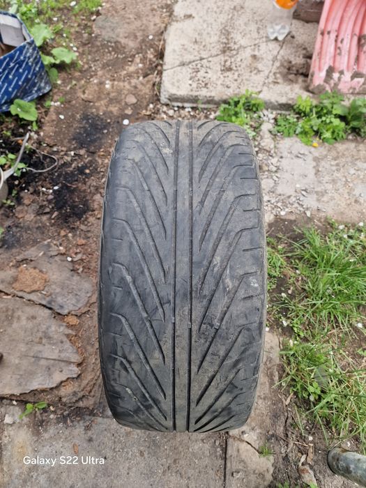 Продам на  шины р17