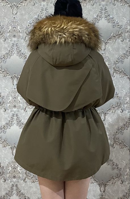 Продам парка - новая