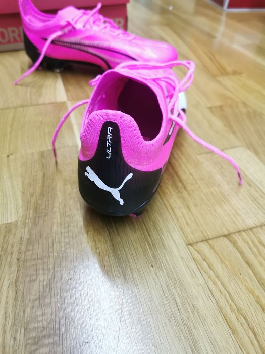 Ghete fotbal puma ultra ultimate
