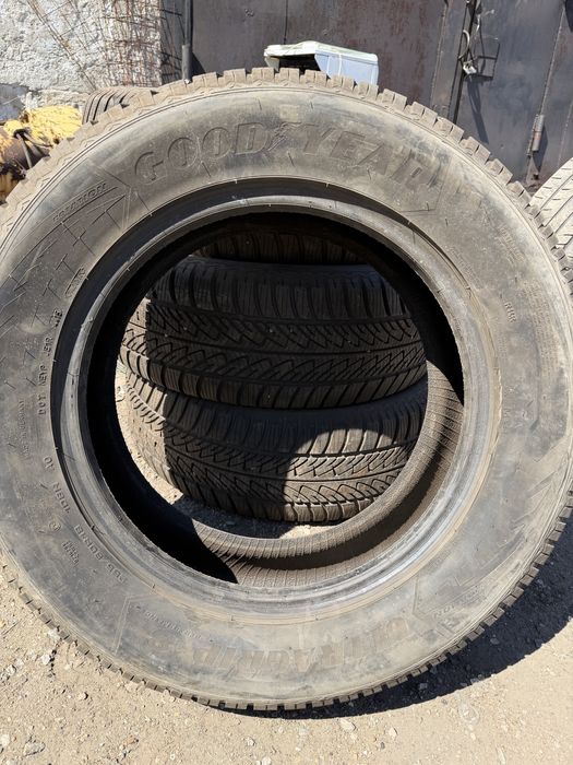 Продал резину 225/60 18