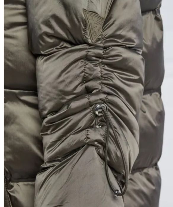 Guess Brunella уникална парка