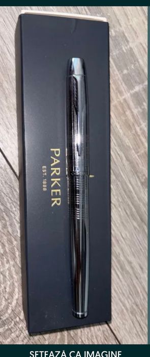 Stilou Parker argintiu