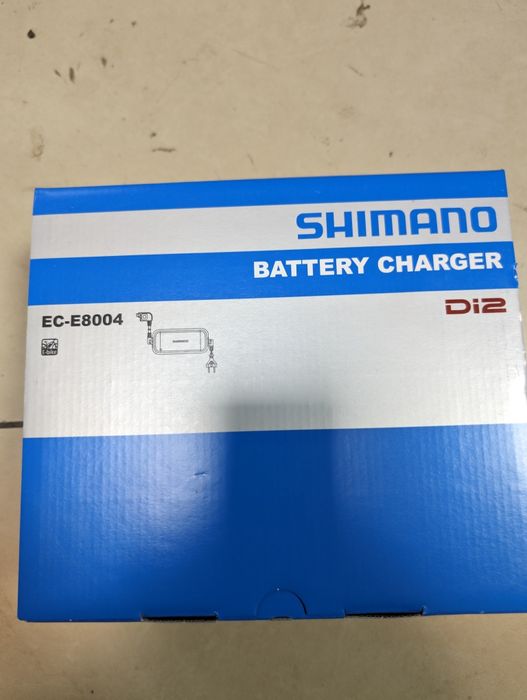 INCARCATOR bicicleta electrica SHIMANO STEPS
EC-E8004