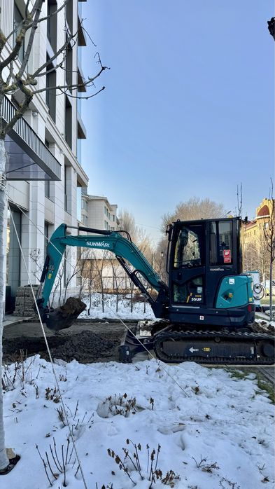 Услуги Мини - эксковатор Sunward 35 UF