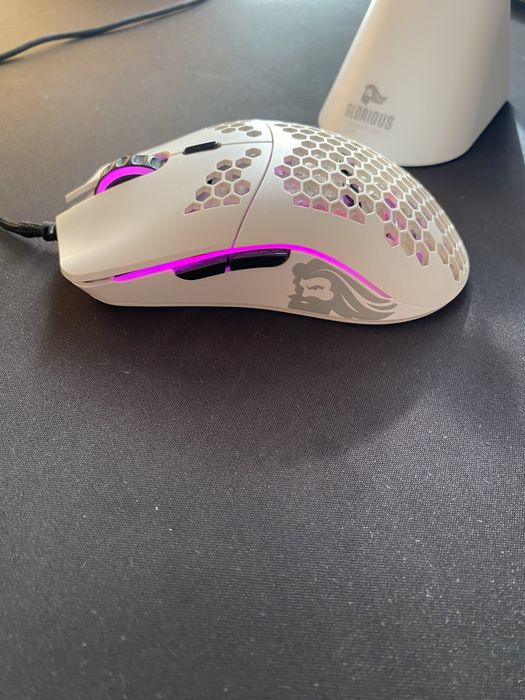 Mouse gaming Glorious O- /mouse bungee