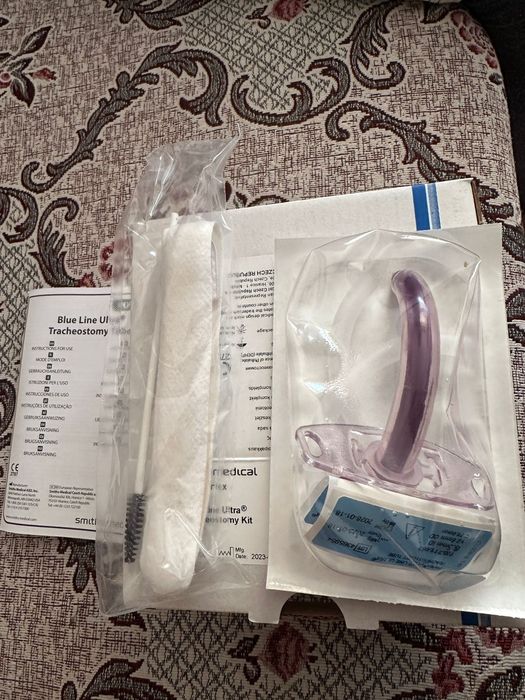 Продается комплект трахестомия