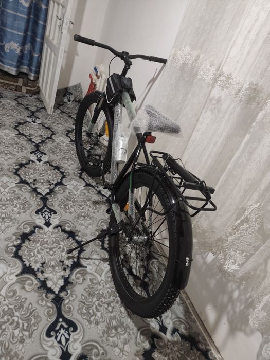 Велосипед новый продам срочна