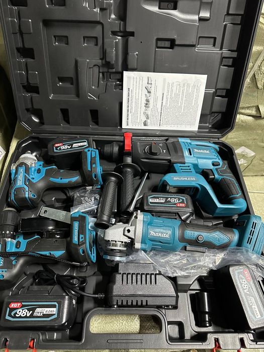 Super 4x1 nabor bosch ,makita ,dewalt ,crown