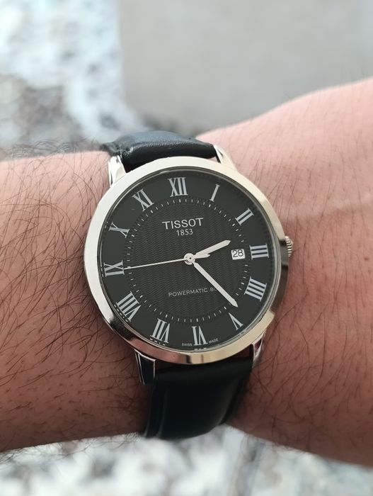 Tissot соат сотилади