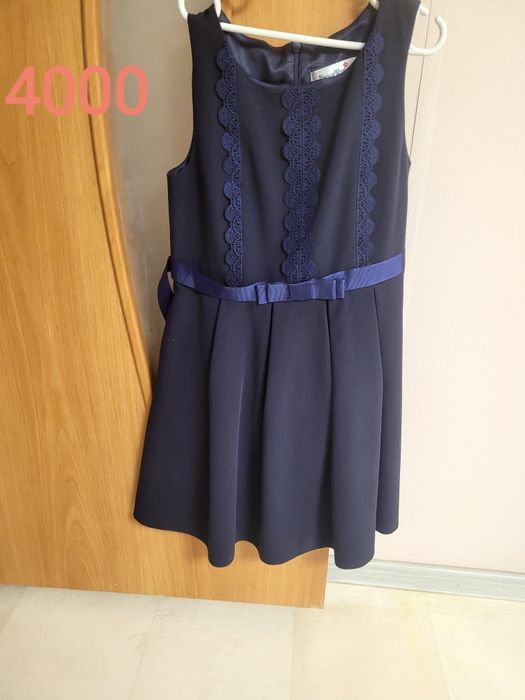 Продам Школьные вещи на девочку