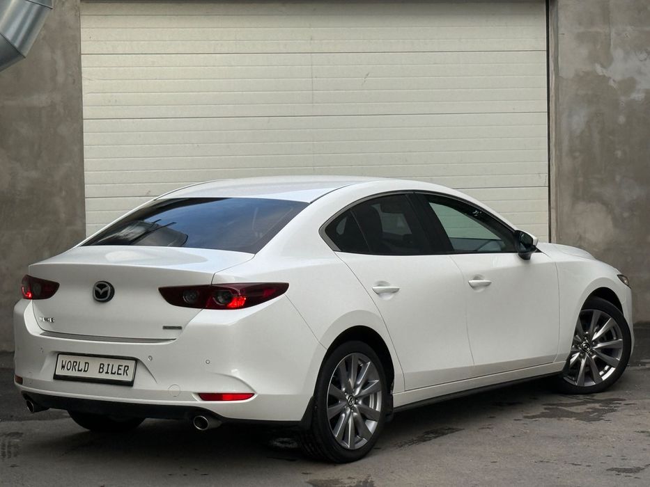 Mazda 3 2019 Sedan / 2.0i Aspirat / Full Service Mazda / Garantie 12 Luni