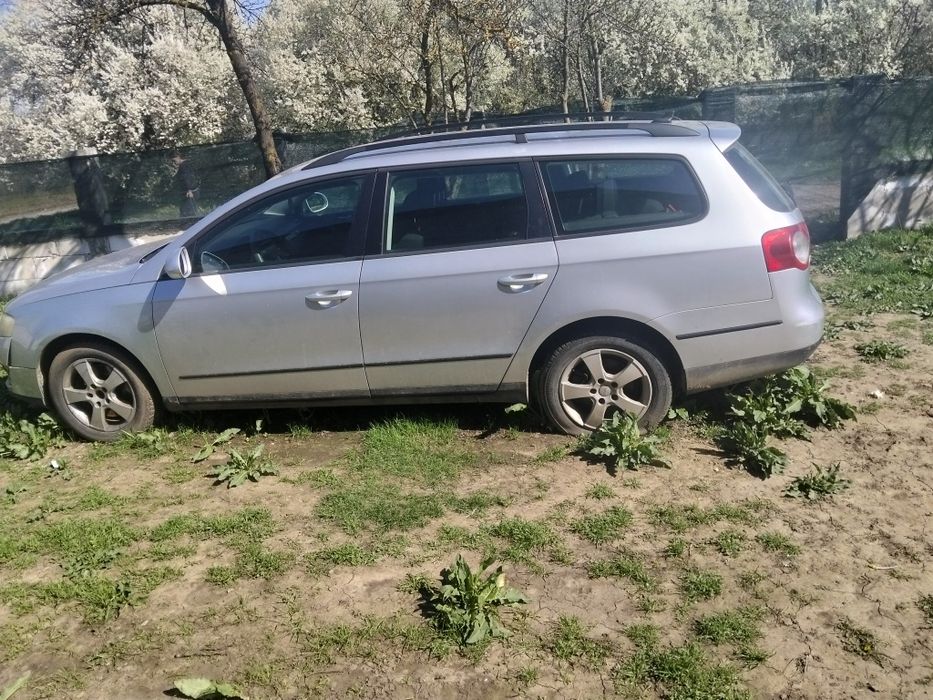 Vând mașină Passat B6