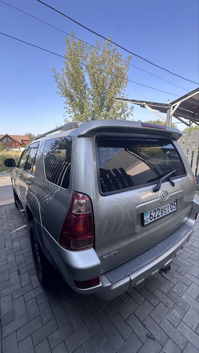 Toyota 4runner автомобиль