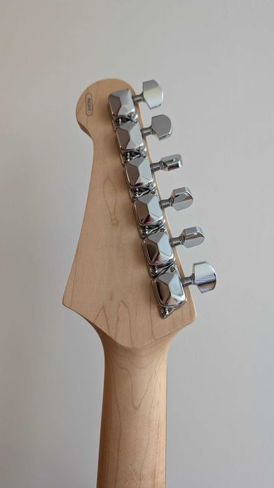Продам элеткрогитару YAMAHA PACIFICA012