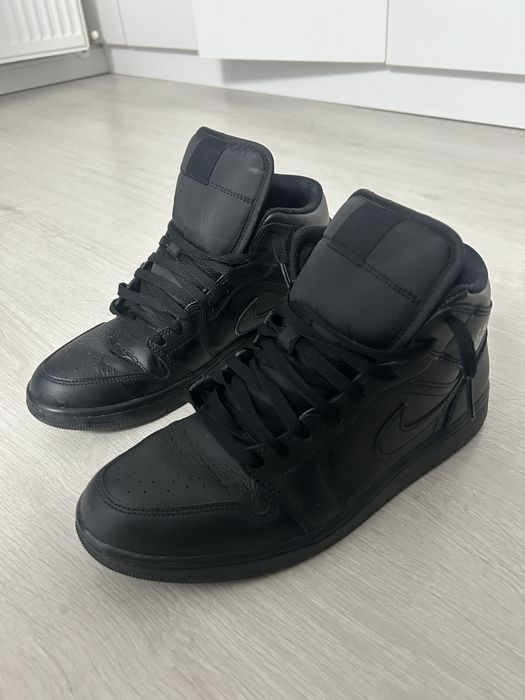 Nike Air Jordan 1 High in conditii bune