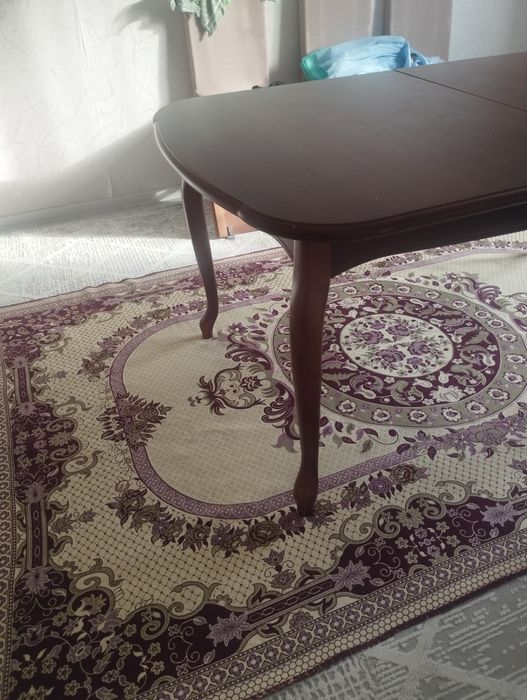 Продам стол дуб в отличном состоянии