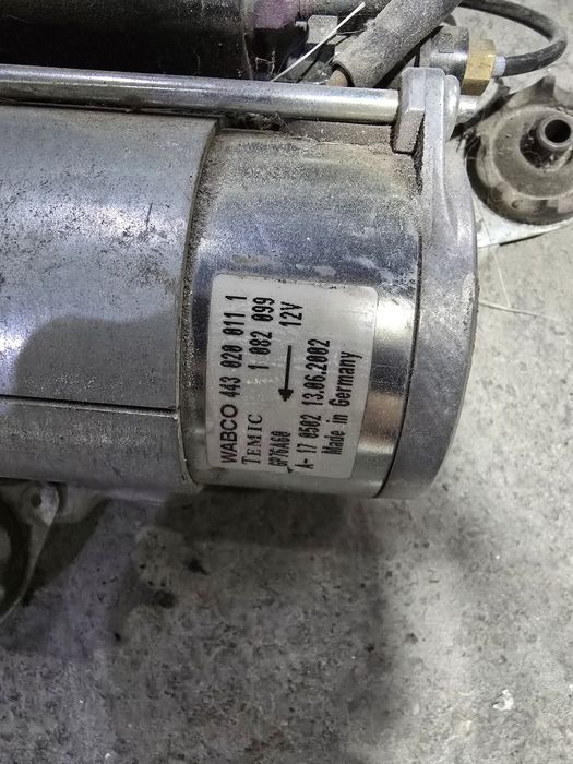 Компрессор пневмоподвески