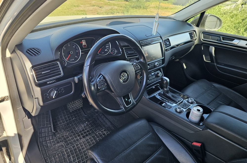 VOLKSWAGEN Touareg 2016 — imagine 5