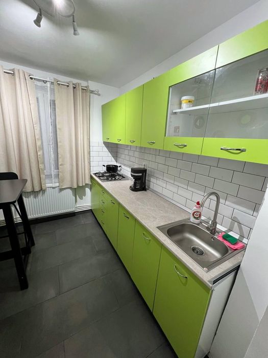 Proprietar închiriez apartament 2 camere Parfumul Teilor