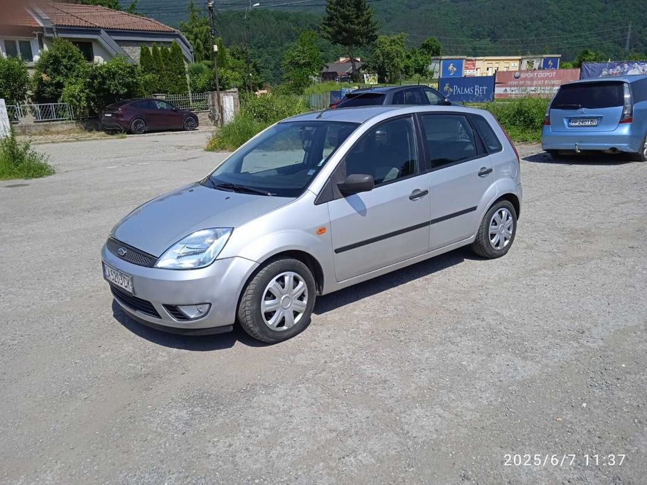 Форд Фиеста 1.4tdci 68кс. 2002г