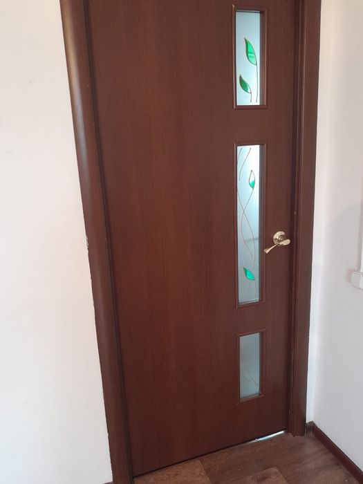 Продам двери 1 шт 7500 тг