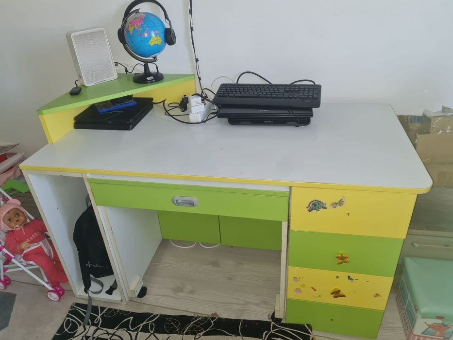 Mobilă copii cu paturi suprapuse