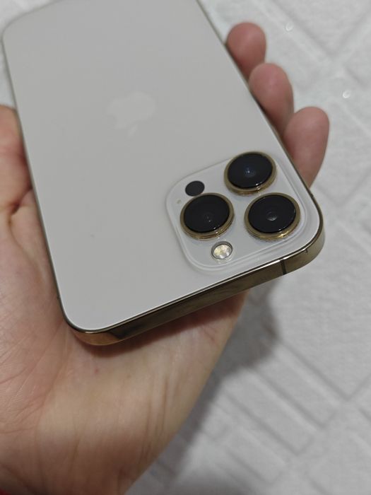 iPhone 13 Pro Max 128Gb без ремонта